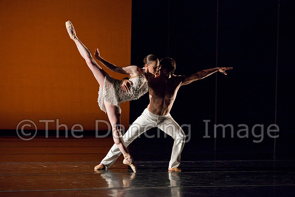 Tethered Pulse 4-27-11-0086