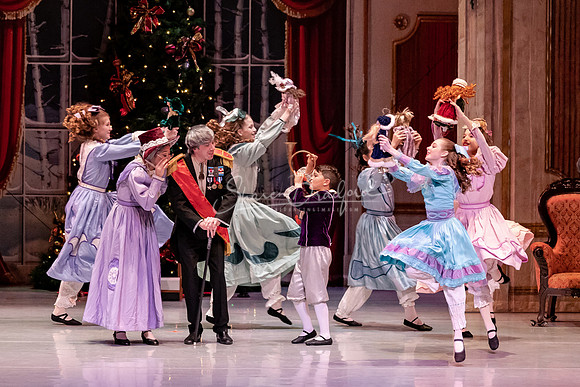 ACB Nutcracker Party Scene Sat 2021 pc Sharen Bradford-0198
