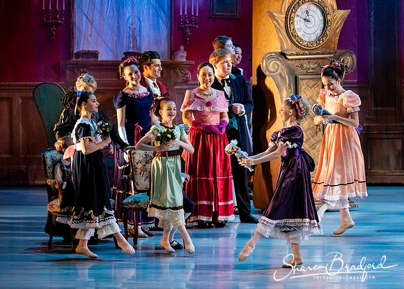 CCBT Nutcracker 19 pc Sharen Bradford-3670