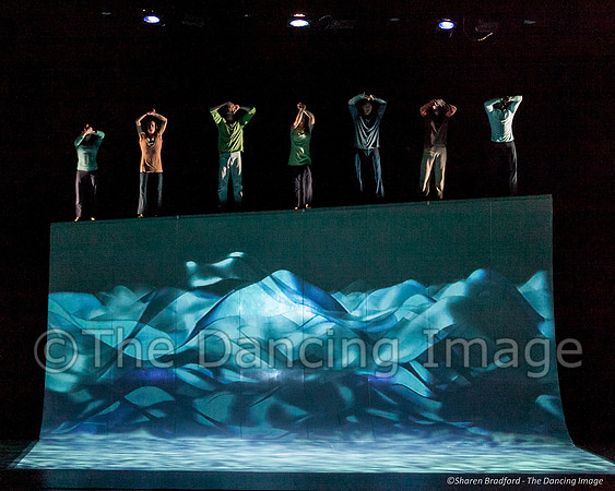 Motionhouse SCATTERED-0626
