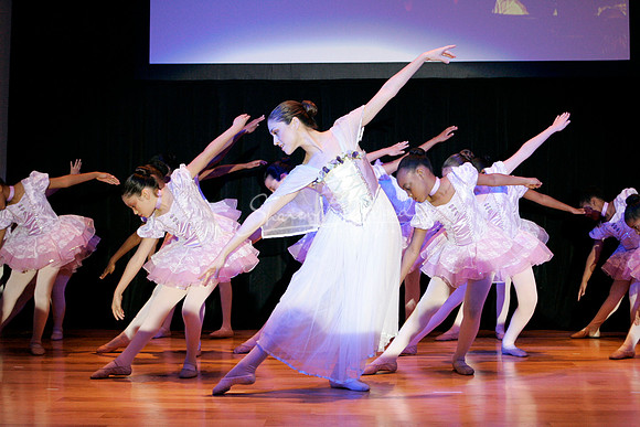 2007 Imagine the Impossible pc Sharen Bradford-0100