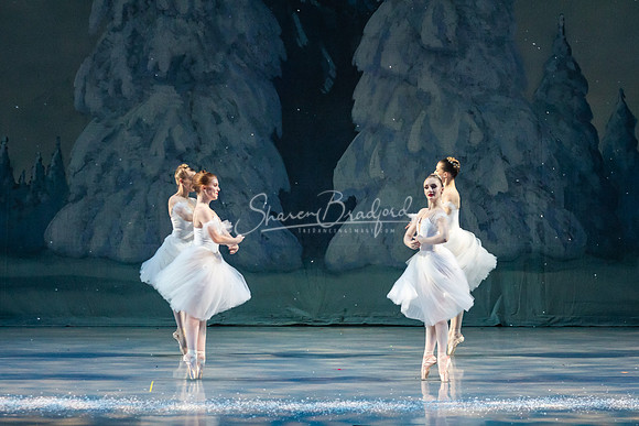 ACB Nutcracker Snow Sat 2021 pc Sharen Bradford-0835
