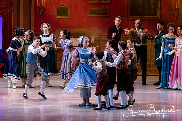 CCBT Nutcracker 19 pc Sharen Bradford-3528