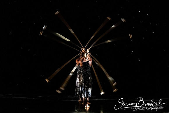 MOMIX Pleiades pc Sharen Bradford-0049