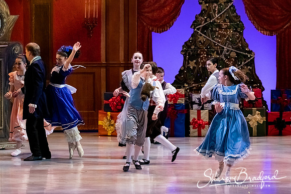 CCBT Nutcracker 19 pc Sharen Bradford-3553