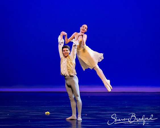Grande Waltz-2190