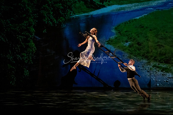 Momix ALICE 9-17-21 pc Sharen Bradford-1338