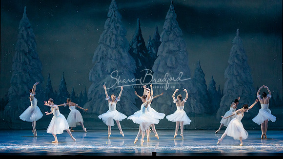 ACB Nutcracker Snow Sat 2021 pc Sharen Bradford-0877