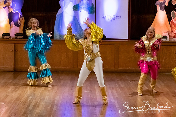 Dancing Queen pc Sharen Bradford-1407