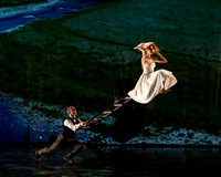 Momix ALICE 9-17-21 pc Sharen Bradford-1312