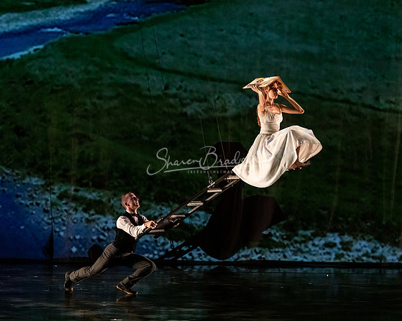 Momix ALICE 9-17-21 pc Sharen Bradford-1312