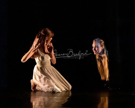 Momix ALICE 9-17-21 pc Sharen Bradford-1371
