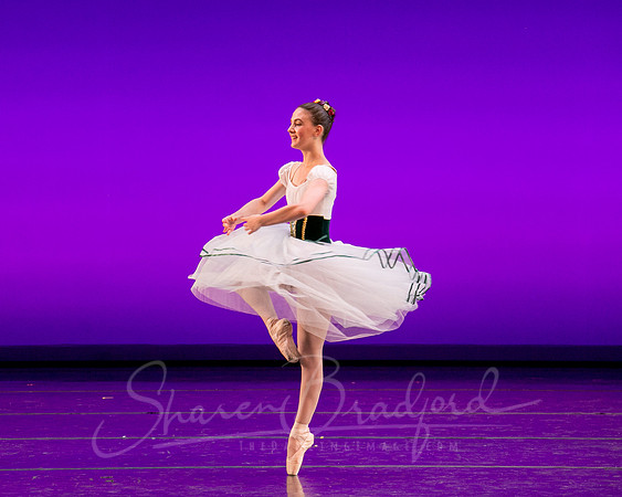 Swan Lake Pas de Trois-4045