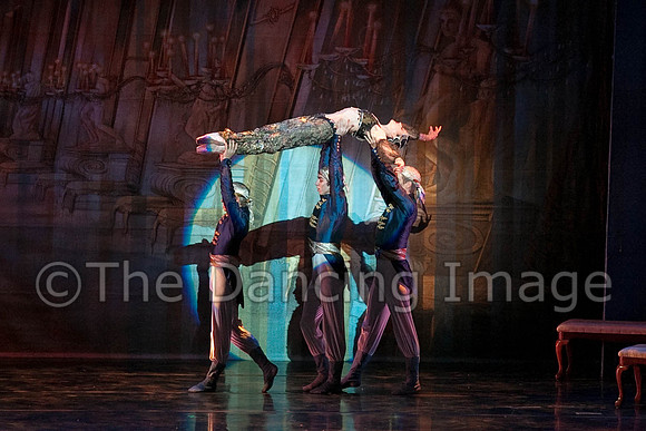 Nutcracker Thurs-989