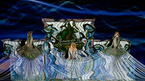 Momix ALICE 9-17-21 pc Sharen Bradford-1402