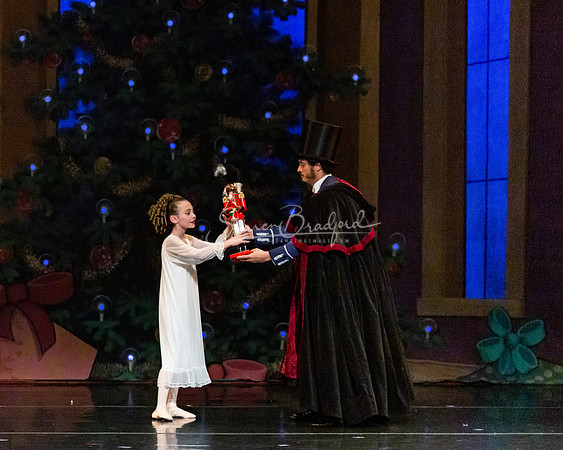 BNT Nutcracker Battle2 pc Sharen Bradford-2758