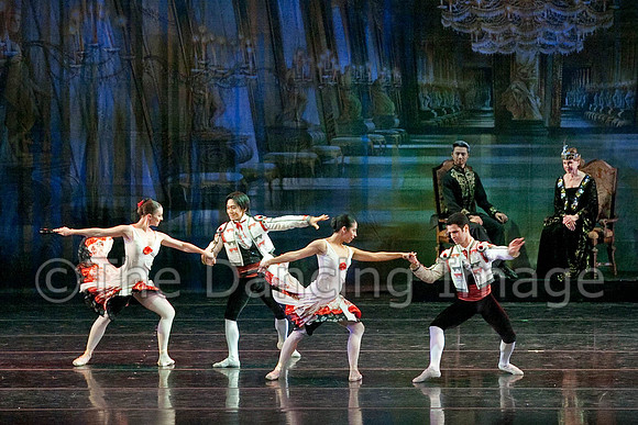 Nutcracker Thurs-970