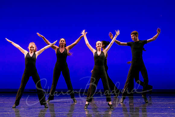 It's Showtime-4399