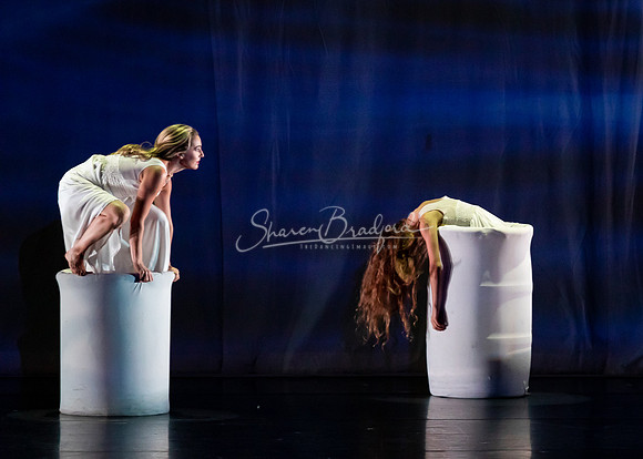 Momix ALICE 9-17-21 pc Sharen Bradford-1381