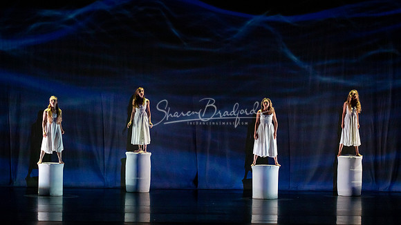 Momix ALICE 9-17-21 pc Sharen Bradford-1388