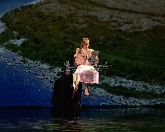 Momix ALICE 9-17-21 pc Sharen Bradford-1308