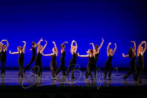 It's Showtime-4459