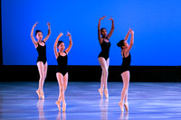 En Pointe-5318