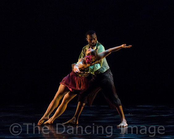 Dark Circles Contemporary-0830