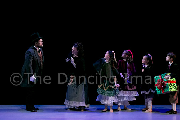 Nutcracker Sat-2751