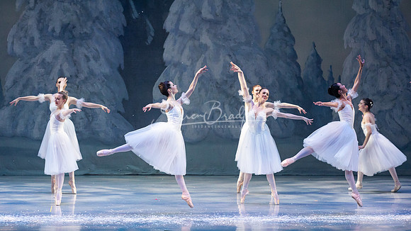 ACB Nutcracker Snow Sat 2021 pc Sharen Bradford-0978