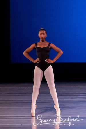 En Pointe pc Sharen Bradford-0835