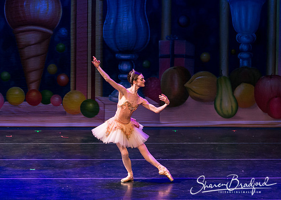 Sugar Plum Pas de Deux pc Sharen Bradford-2086
