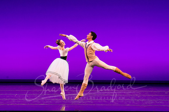 Swan Lake Pas de Trois-3902
