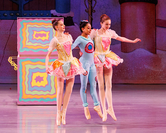 CPA Nutcracker 11-25-23 pc Sharen Bradford-1968