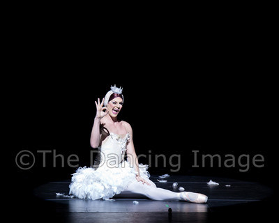 Dying Swan-0581