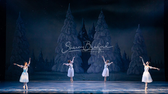 ACB Nutcracker Snow Sat 2021 pc Sharen Bradford-0823