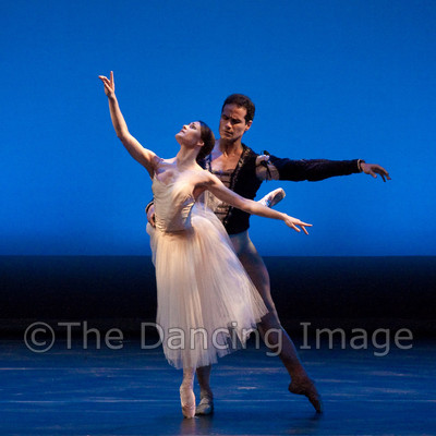 Giselle-1012