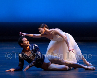 Giselle-1077
