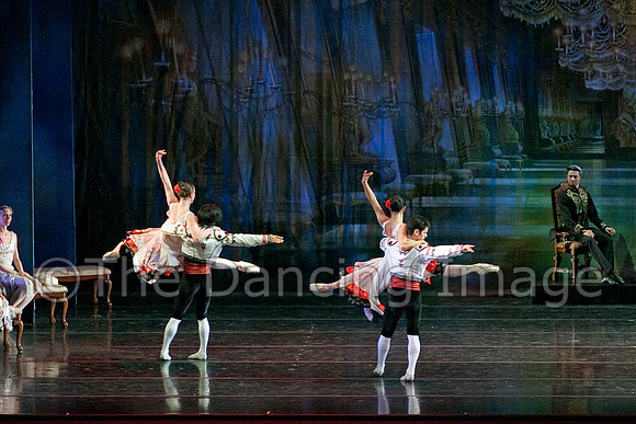 Nutcracker Thurs-976