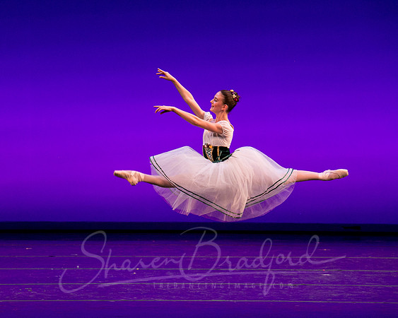 Swan Lake Pas de Trois-4076
