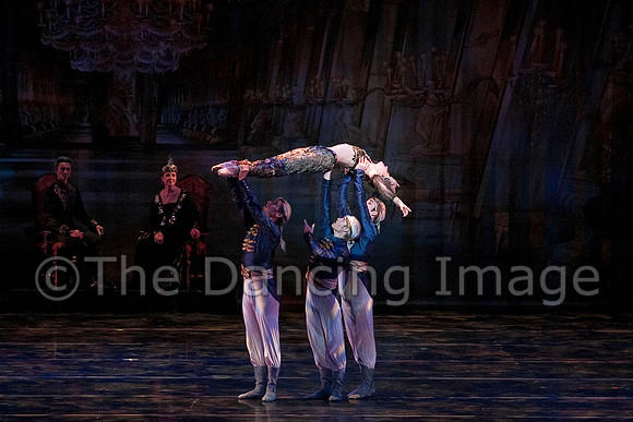 Nutcracker Thurs-999