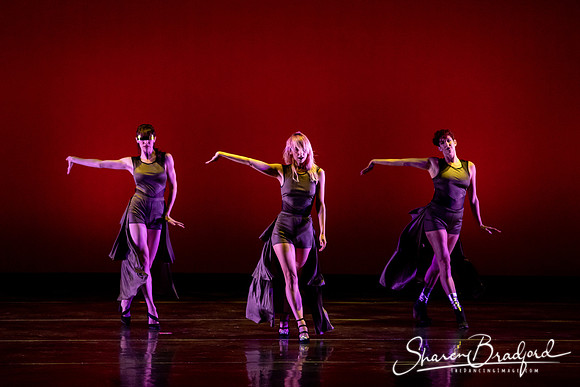 6 o'clock Dance Theater  pc Sharen Bradford-4399