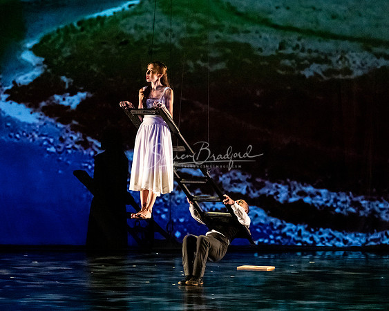 Momix ALICE 9-17-21 pc Sharen Bradford-1342