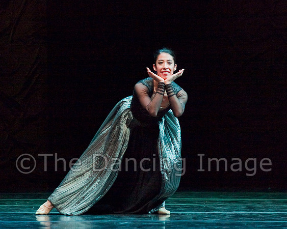 Por Vos Thurs-0747