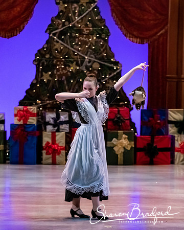 CCBT Nutcracker 19 pc Sharen Bradford-3585