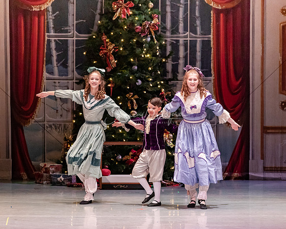 ACB Nutcracker Party Scene Sat 2021 pc Sharen Bradford-0081