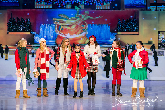 Rockefeller Christmas 1 pc Sharen Bradford-4903