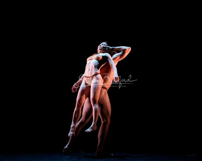 TITAS CP22 PILOBOLUS Symbiosis pc Sharen Bradford-1034