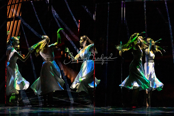 MOMIX Alice pc Sharen Bradford-0738