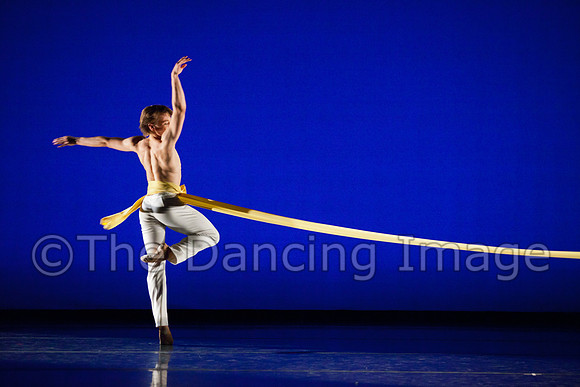 Tethered Pulse 4-27-11-0129